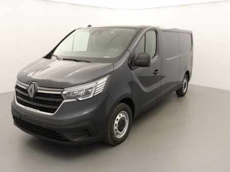 N198722_p3 - RENAULT - TRAFIC - 2025