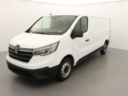 N197828_p3 - RENAULT - TRAFIC - 2024