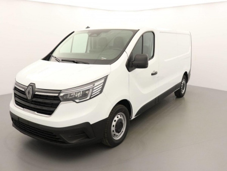 340032_p2 - RENAULT - TRAFIC - 2025
