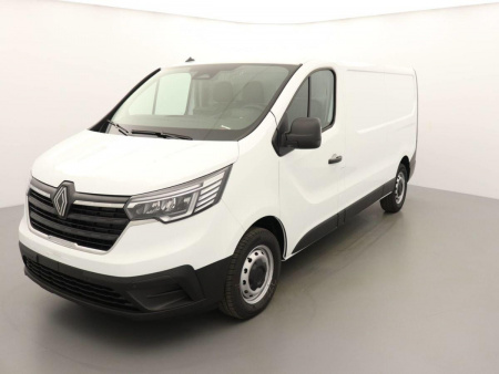 340030_p2 - RENAULT - TRAFIC - 2025