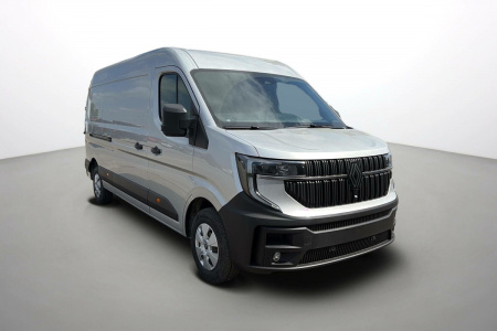 342484_p2 - RENAULT - MASTER - 2025