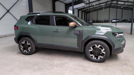 45299_p28 - DACIA - DUSTER - 2025