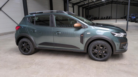 45383_p28 - DACIA - SANDERO - 2025
