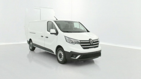346210_p2 - RENAULT - TRAFIC - 2025