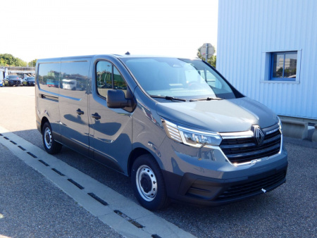 344984_p2 - RENAULT - TRAFIC - 2025