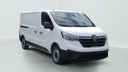 355162_p2 - RENAULT - TRAFIC - 2025