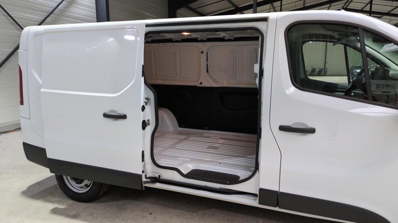 46391_p28 - RENAULT - TRAFIC - 2025 - photo 7