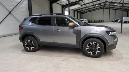 45672_p28 - DACIA - DUSTER - 2025