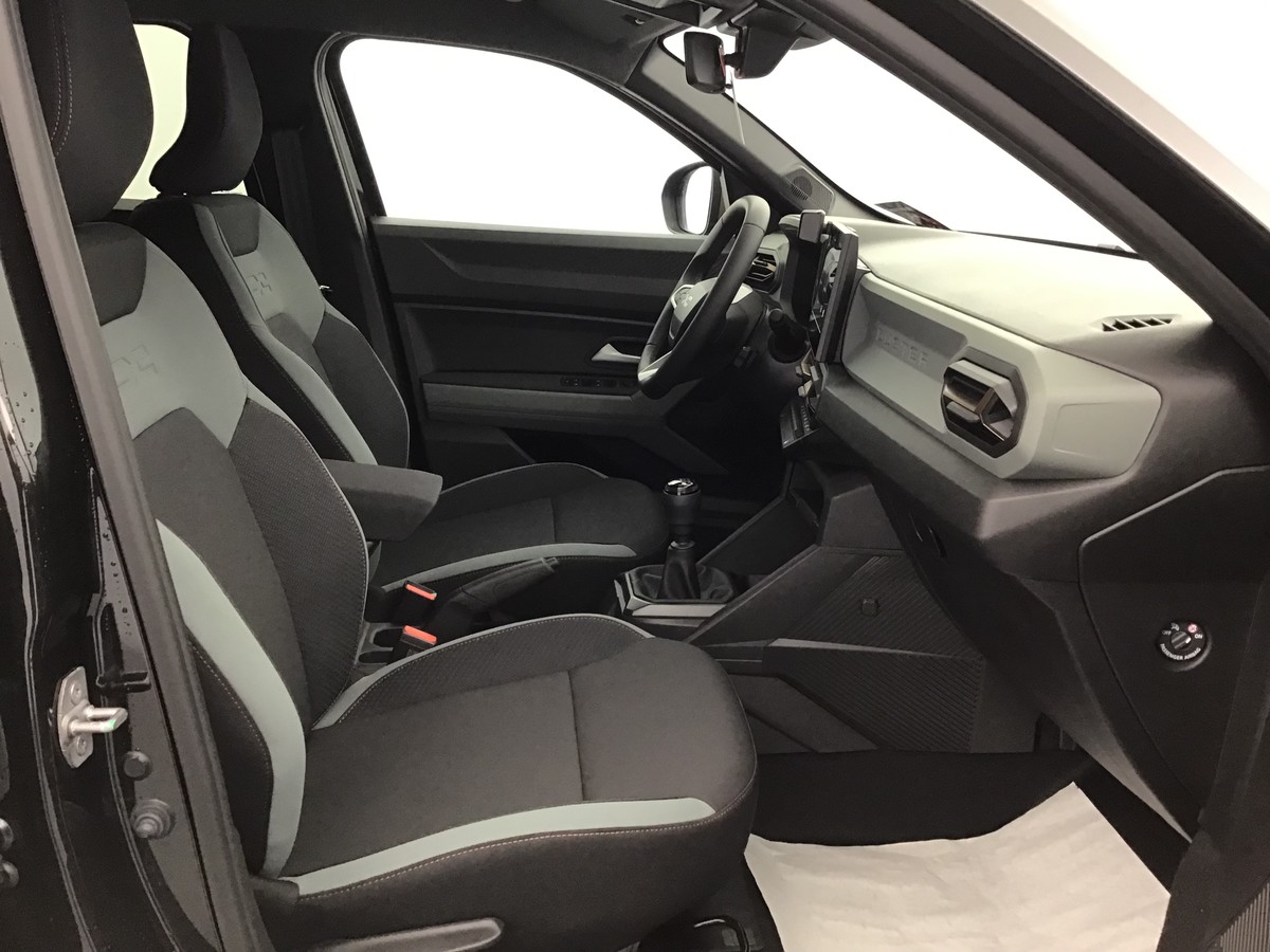 N200200_p3 - DACIA - DUSTER - 2025 - photo 6