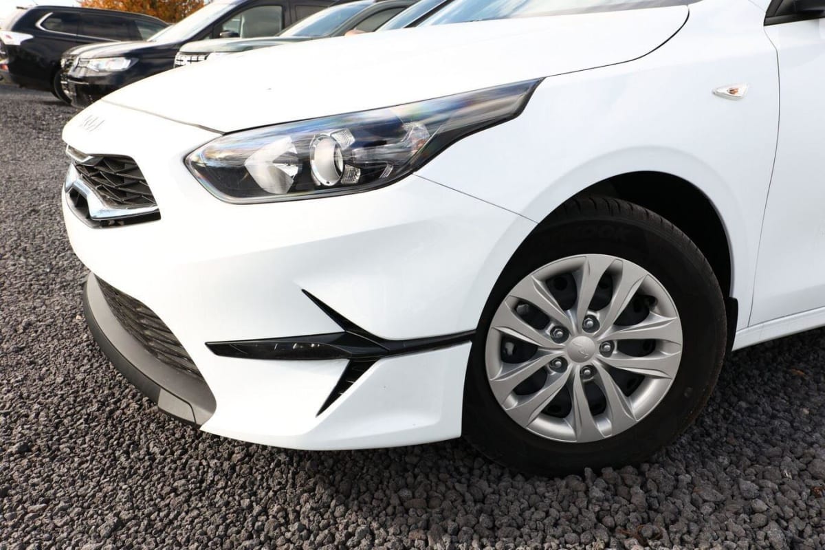 355803_p2 - KIA - CEED - 2025 - photo 5