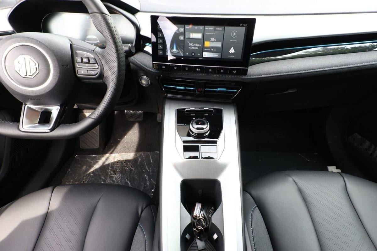 354940_p2 - MG - MG5 - 2025 - photo 9