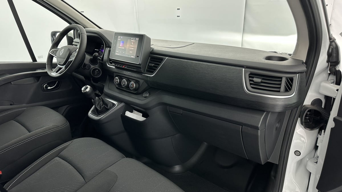 360355_p2 - RENAULT - TRAFIC - 2025 - photo 7