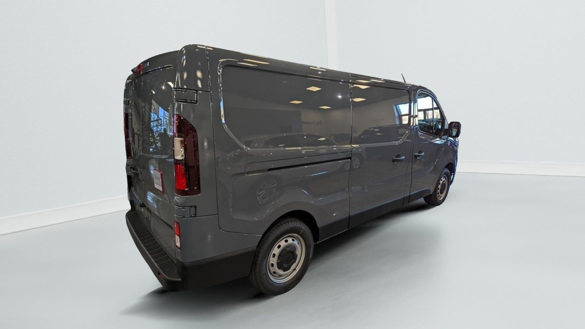 330013_p2 - RENAULT - TRAFIC - 2025 - photo 4