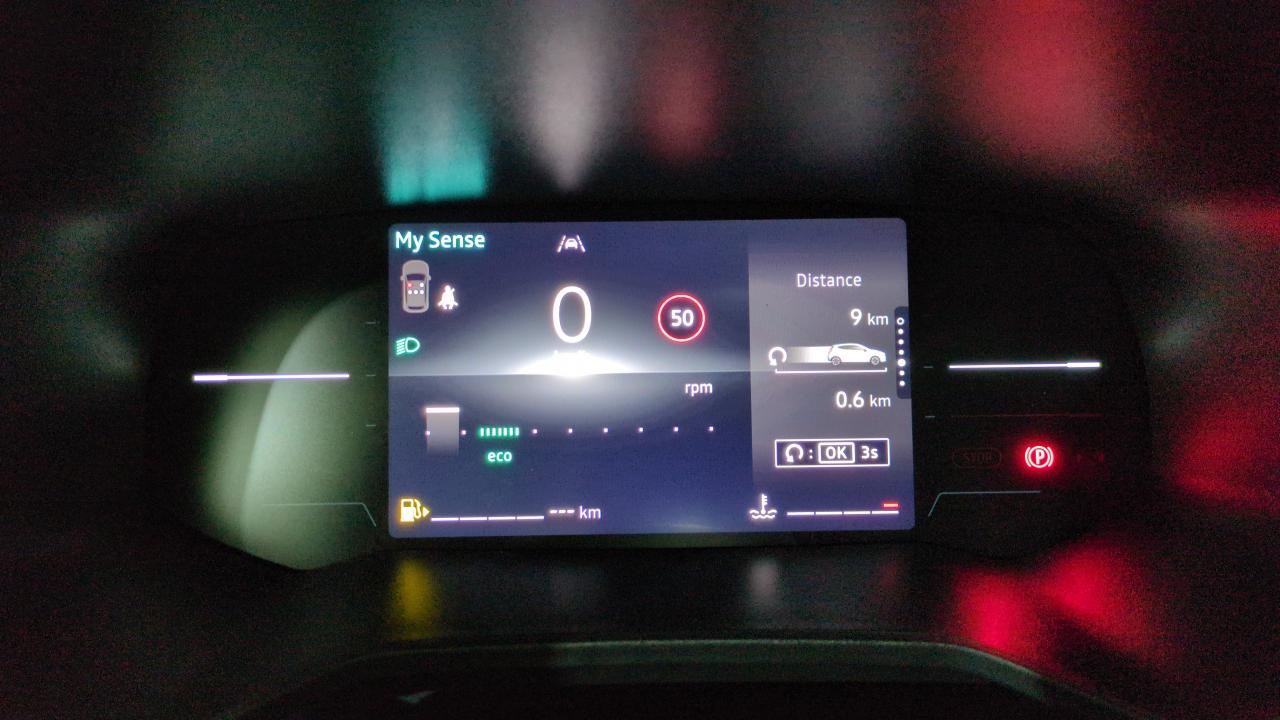 46481_p28 - RENAULT - CLIO 5 - 2025 - photo 12