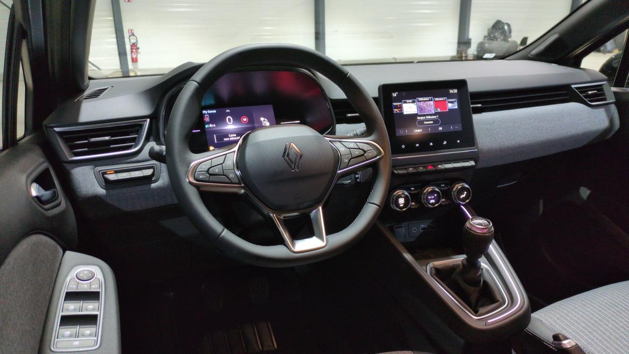 46481_p28 - RENAULT - CLIO 5 - 2025 - photo 8