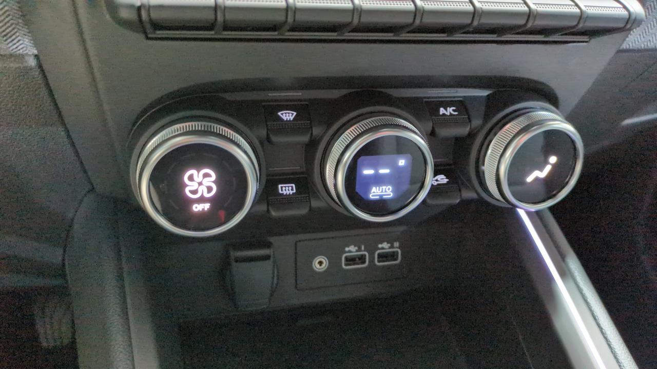 46488_p28 - RENAULT - CLIO 5 - 2025 - photo 16