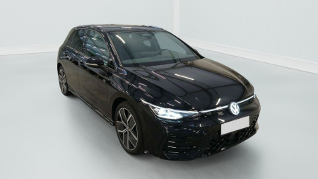 360035_p2 - VOLKSWAGEN - GOLF - 2025