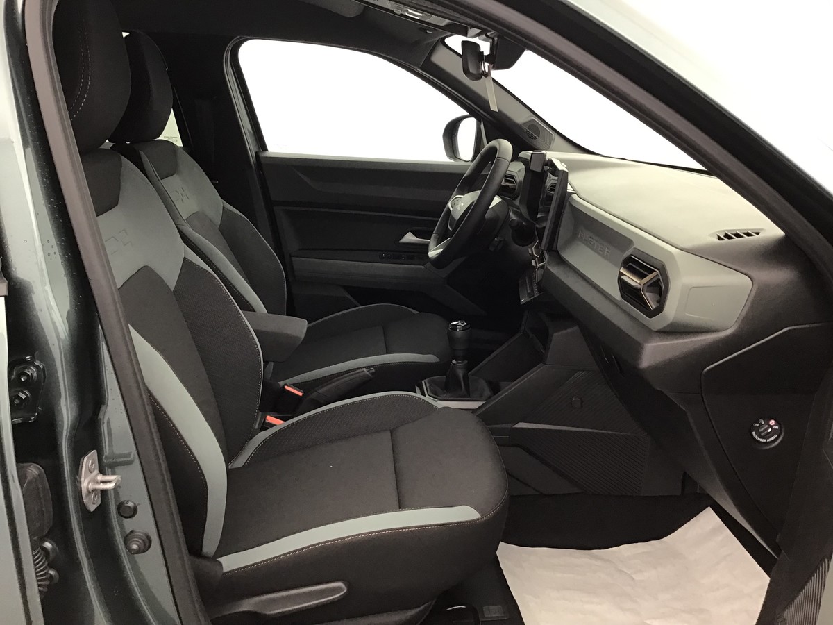 N200190_p3 - DACIA - DUSTER - 2025 - photo 6