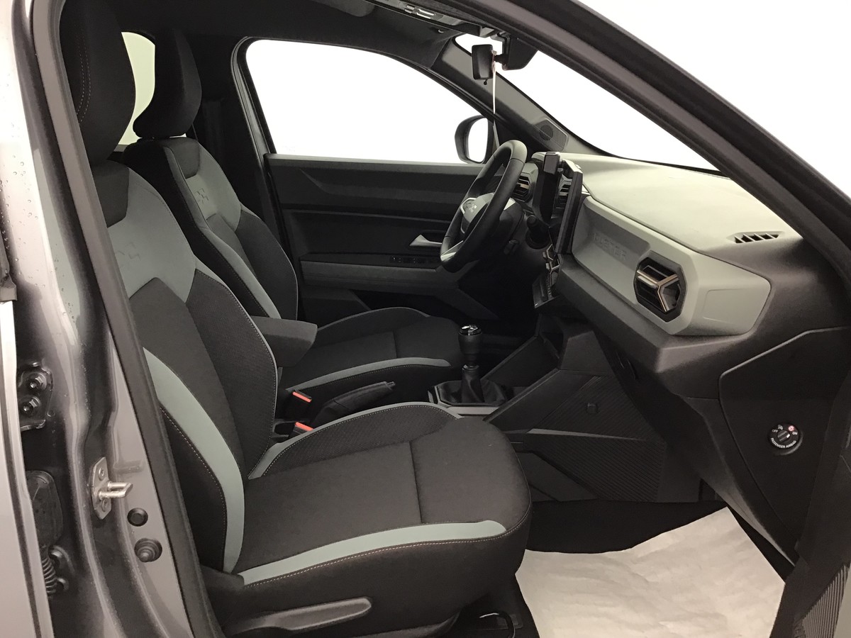N200194_p3 - DACIA - DUSTER - 2025 - photo 6