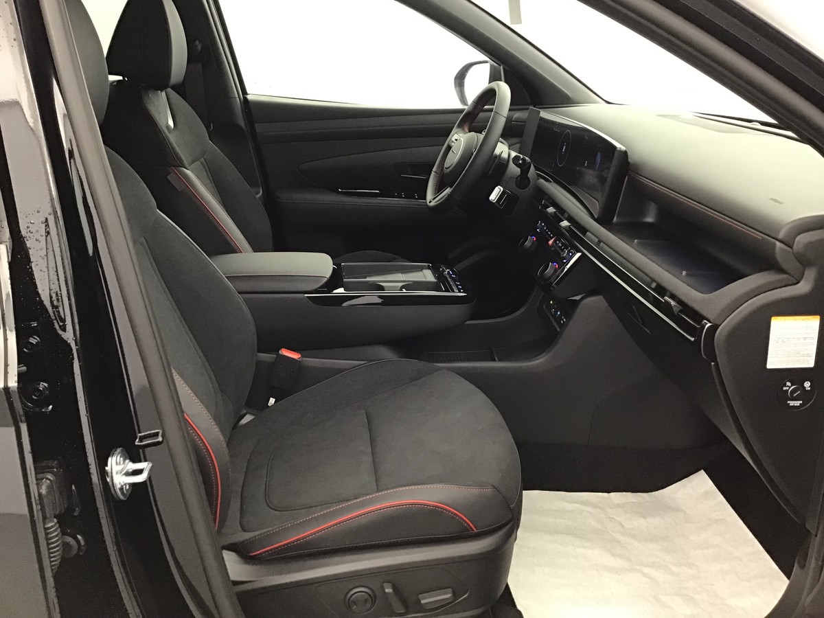 N200489_p3 - HYUNDAI - TUCSON - 2025 - photo 6