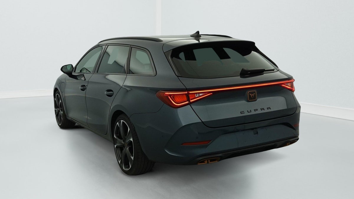 356422_p2 - CUPRA - LEON - 2022 - photo 5