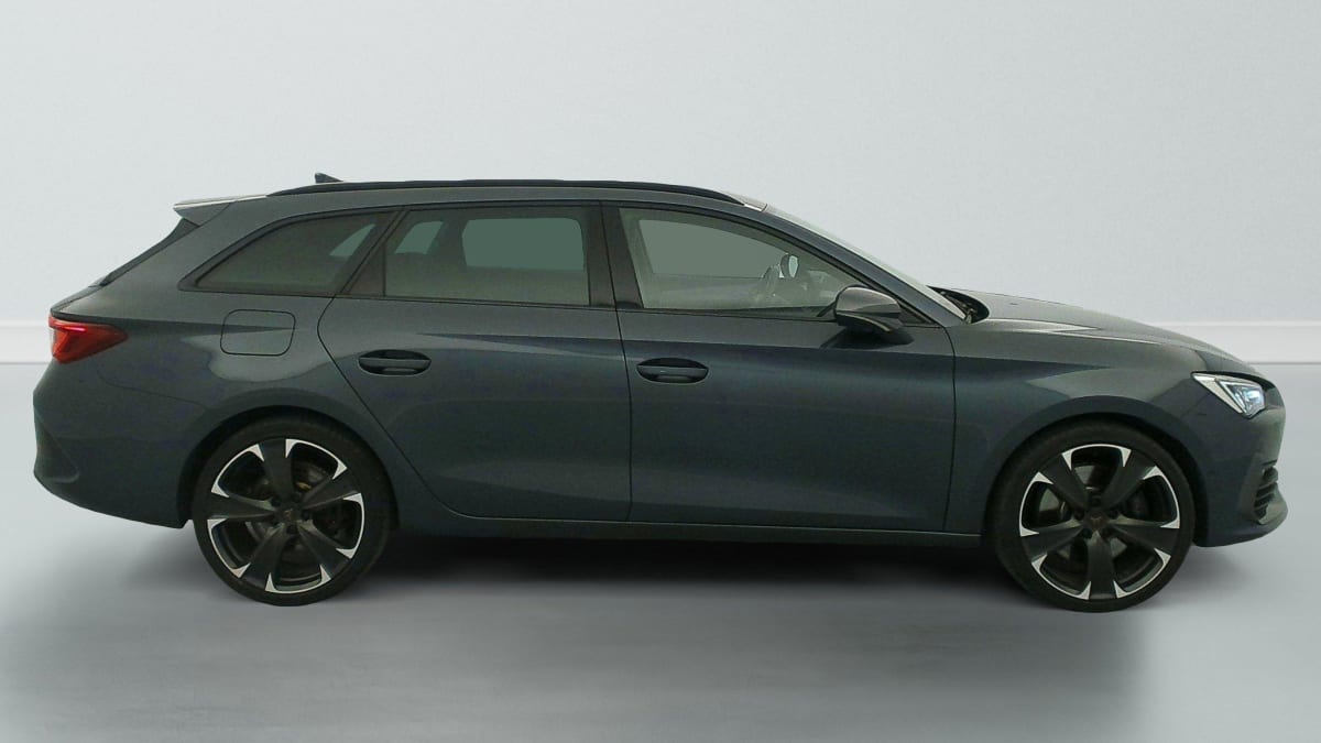 356422_p2 - CUPRA - LEON - 2022 - photo 8