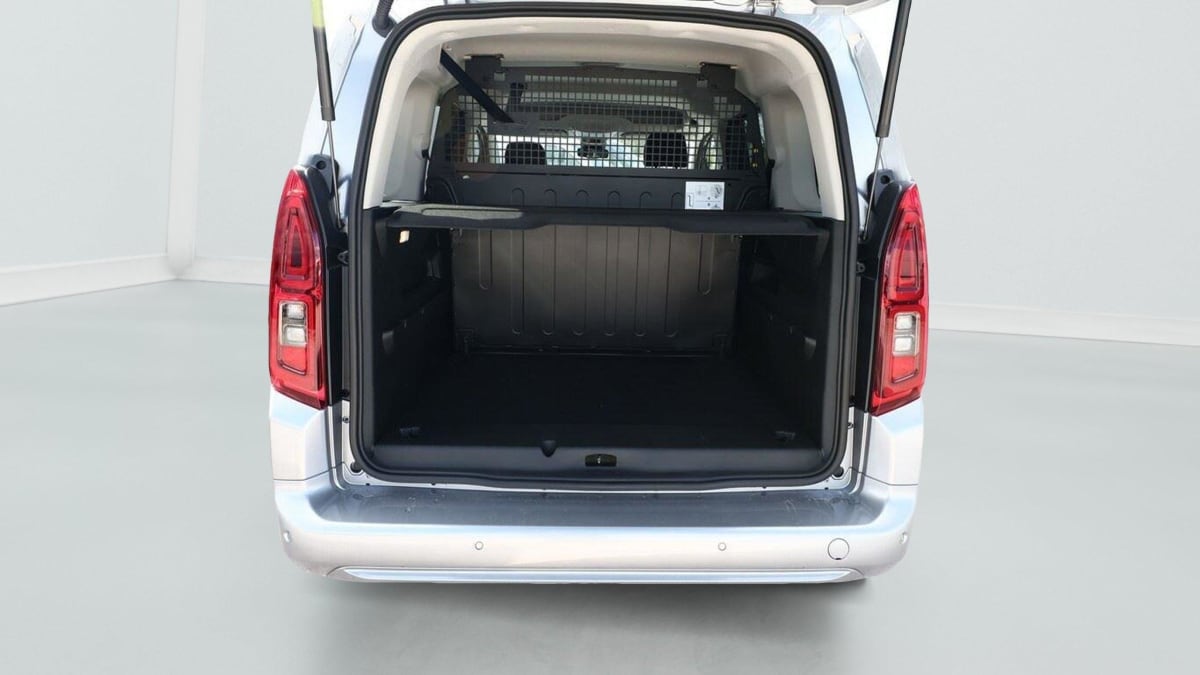 357897_p2 - FIAT - DOBLO - 2025 - photo 4