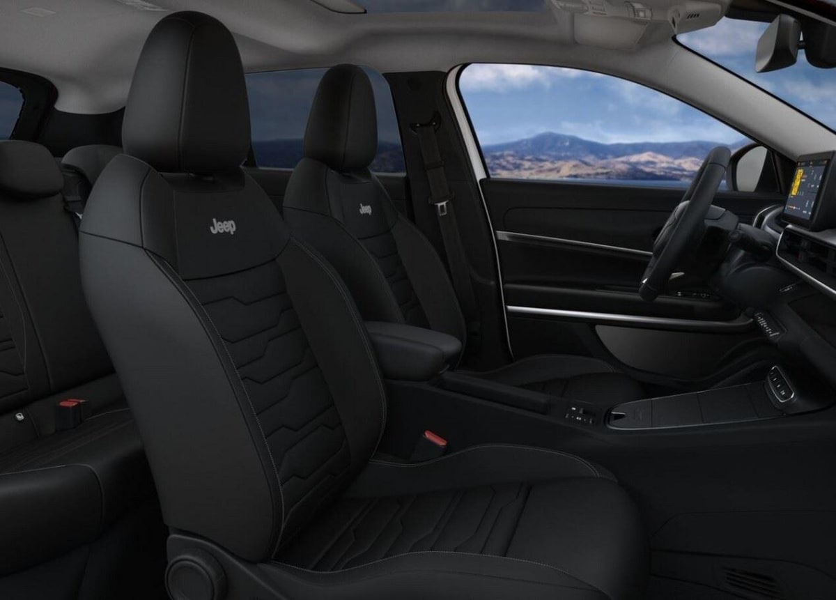 361478_p2 - JEEP - AVENGER - 2025 - photo 5