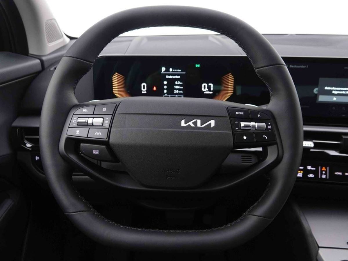 360328_p2 - KIA - SPORTAGE - 2025 - photo 9