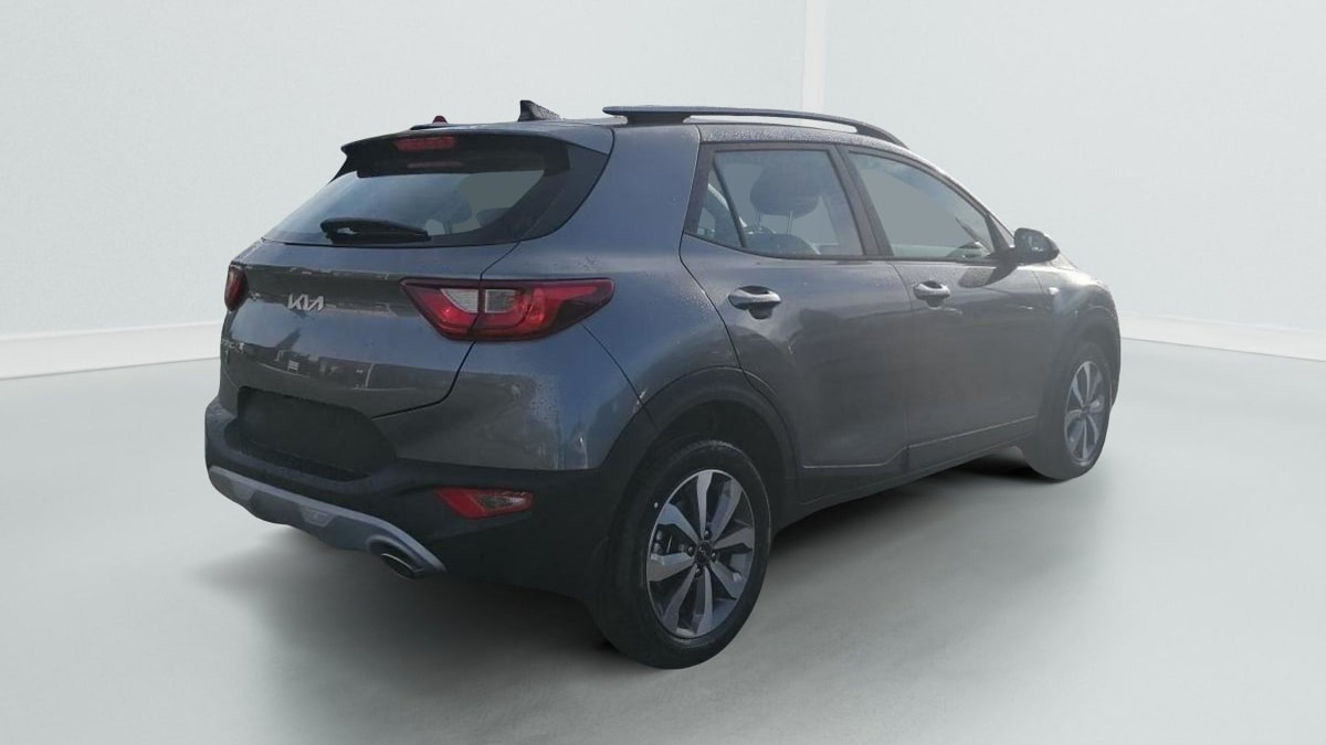 361380_p2 - KIA - STONIC - 2025 - photo 4