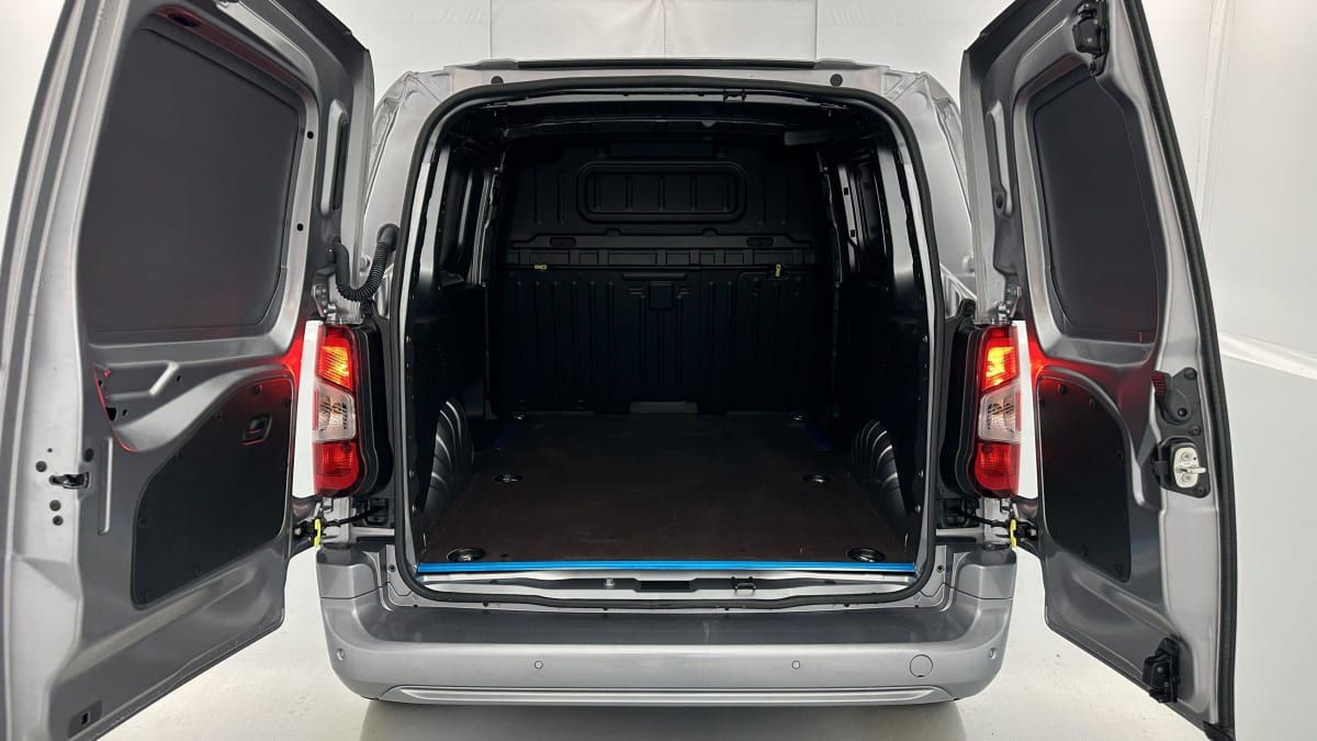 361329_p2 - OPEL - COMBO - 2025 - photo 9