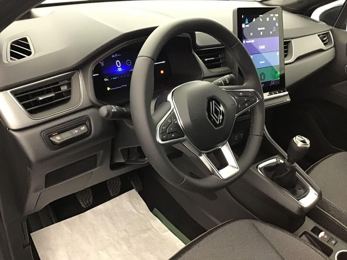 361490_p2 - RENAULT - CAPTUR - 2025 - photo 10