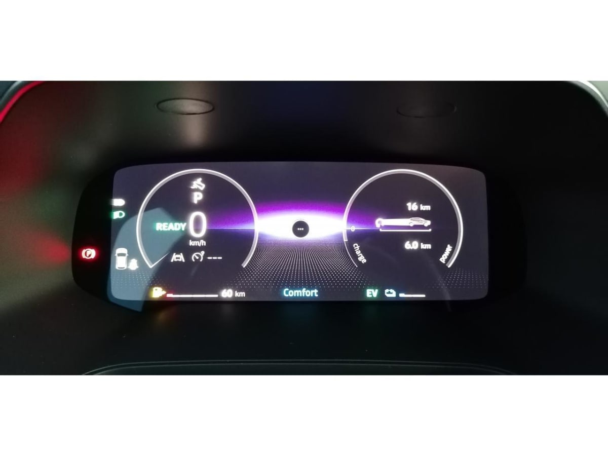 361637_p2 - RENAULT - CAPTUR - 2025 - photo 7