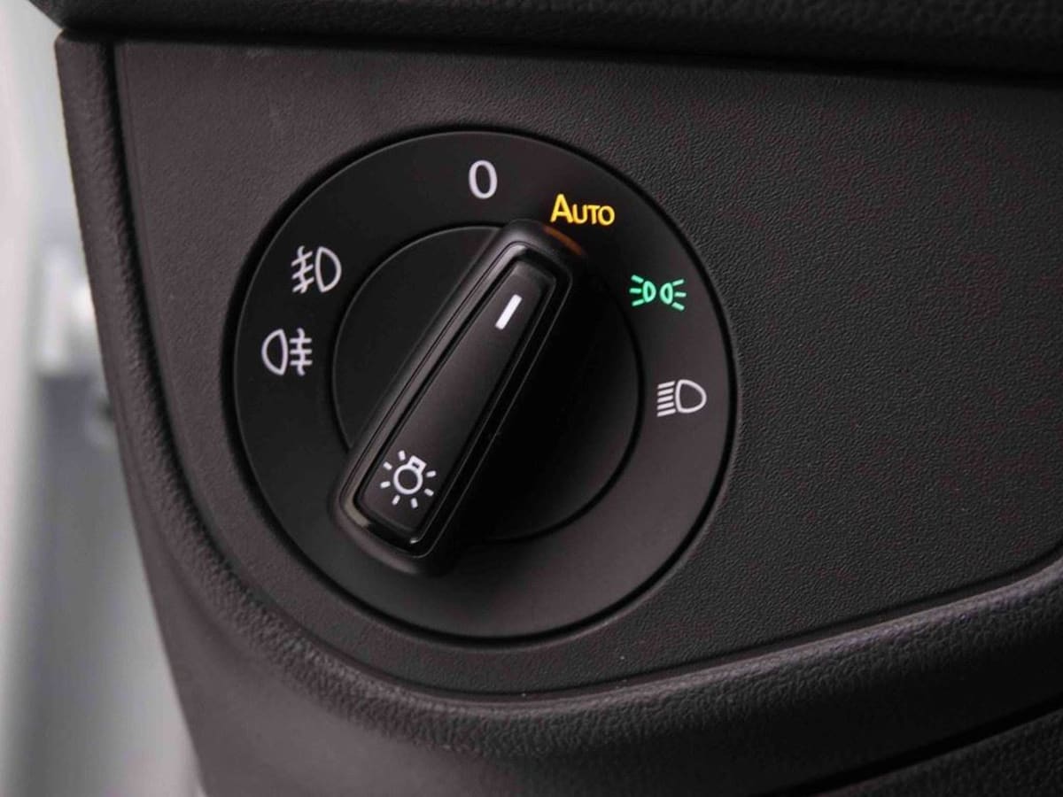 361794_p2 - VOLKSWAGEN - TAIGO - 2025 - photo 9