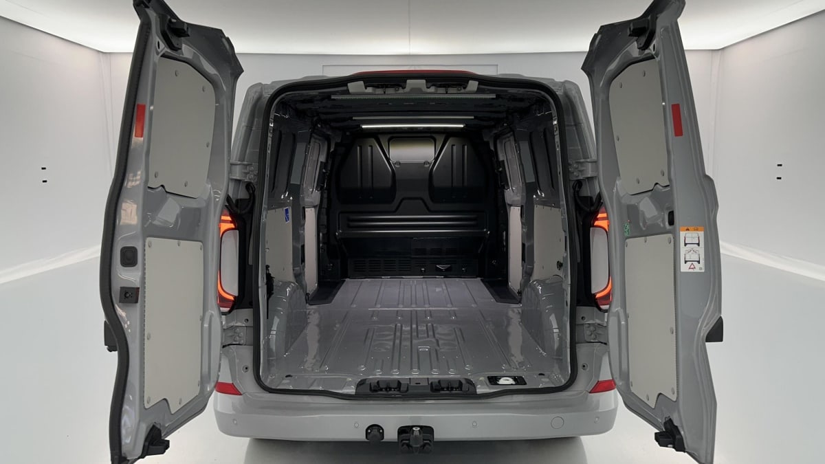 359929_p2 - VOLKSWAGEN - TRANSPORTER - 2025 - photo 10