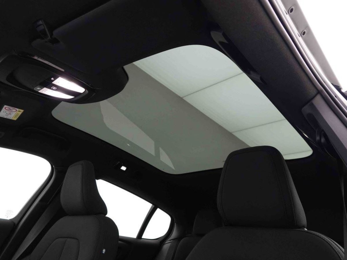 361102_p2 - VOLVO - EC40 - 2025 - photo 10