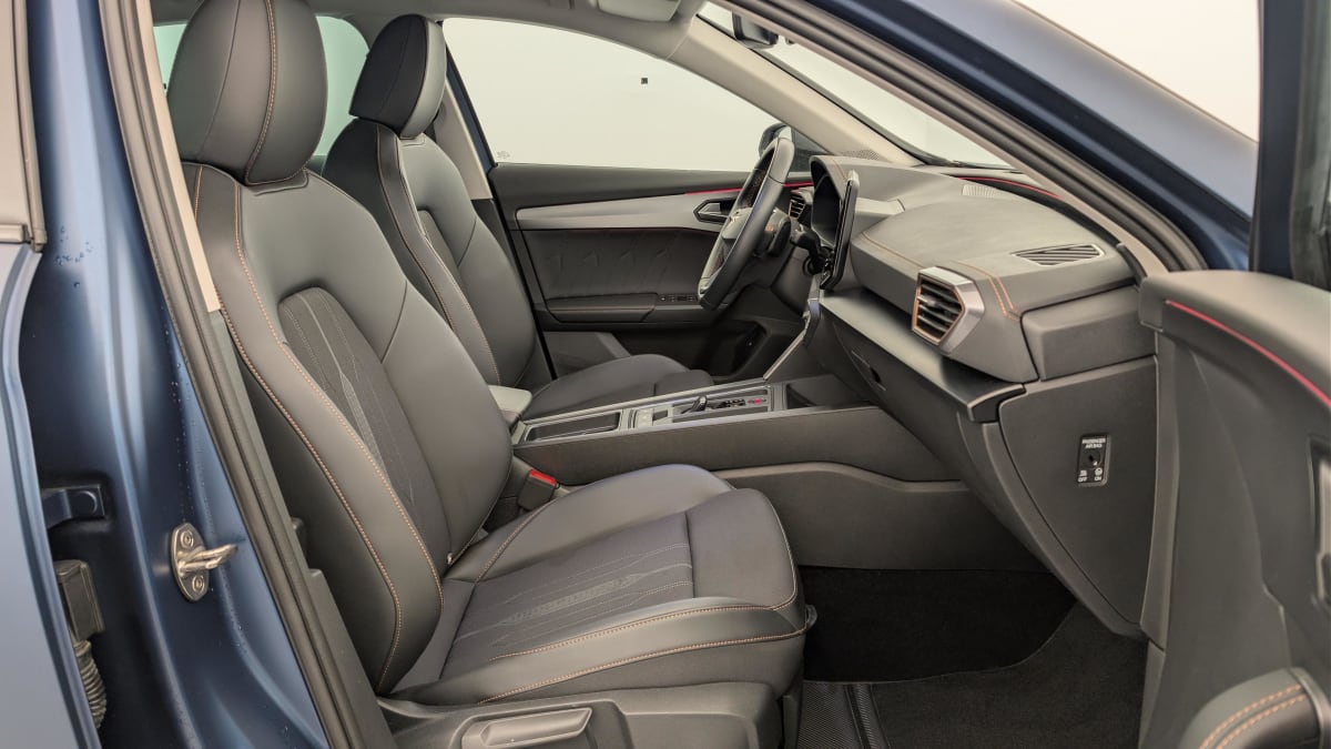 359720_p2 - CUPRA - FORMENTOR - 2022 - photo 9