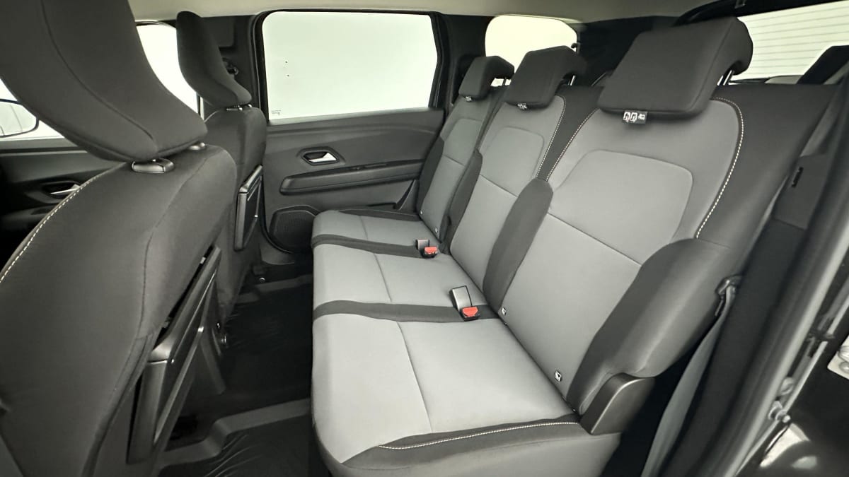 353840_p2 - DACIA - JOGGER - 2025 - photo 9