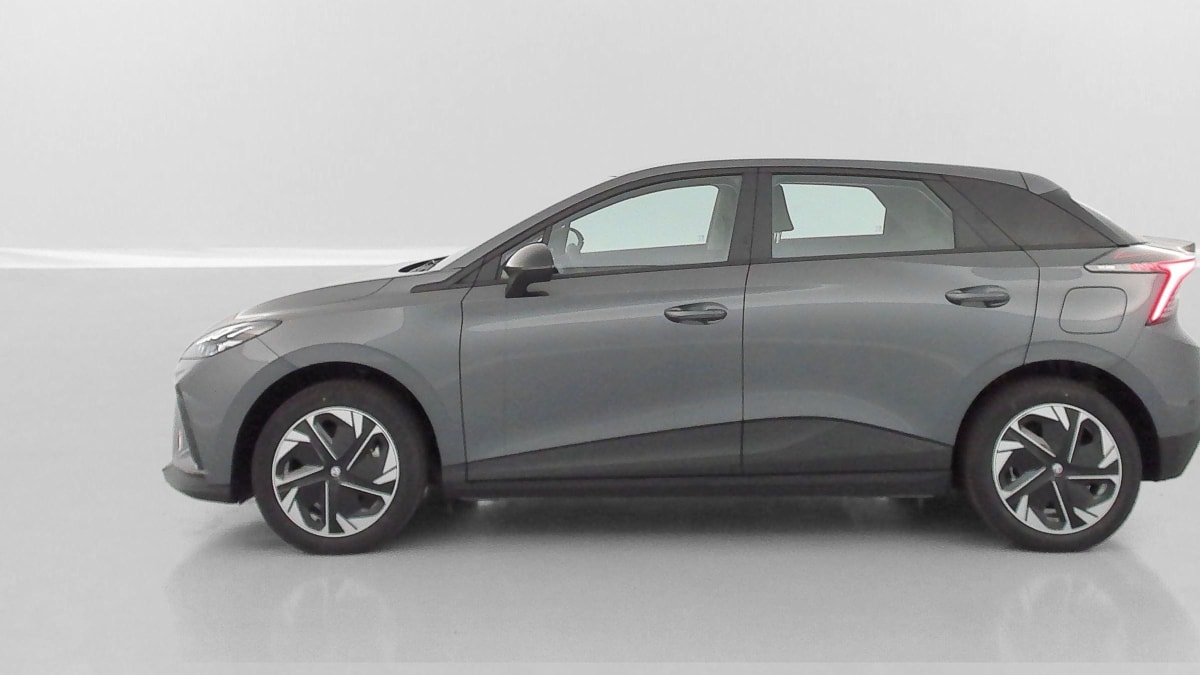 359930_p2 - MG - MG4 - 2025 - photo 6