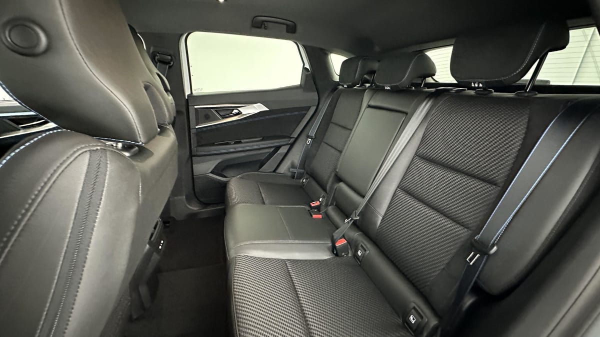 354874_p2 - RENAULT - AUSTRAL - 2025 - photo 9