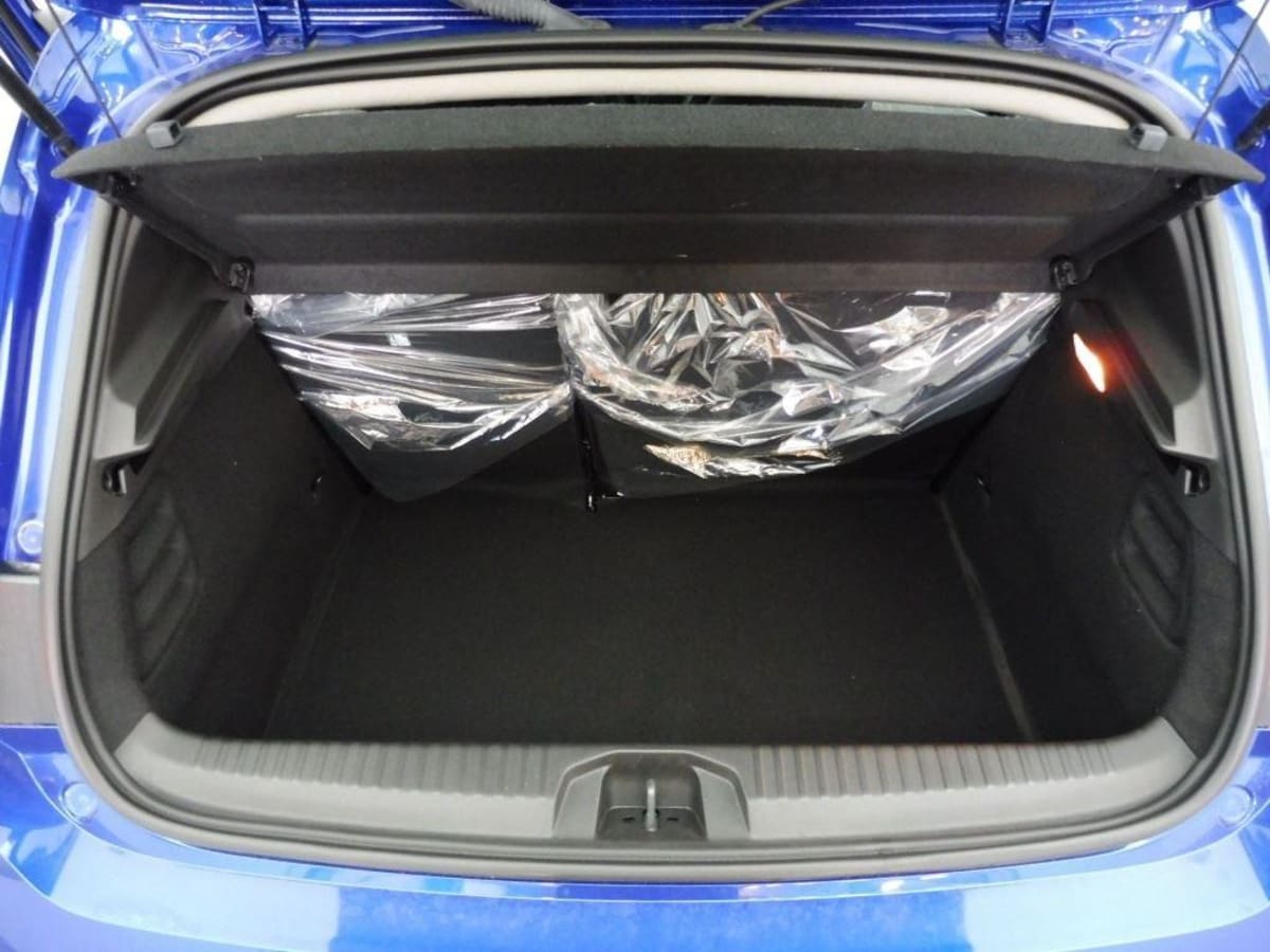 362425_p2 - RENAULT - CLIO - 2025 - photo 10