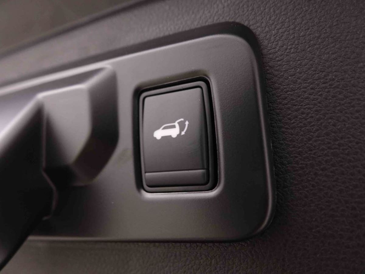 363703_p2 - RENAULT - ESPACE - 2025 - photo 8