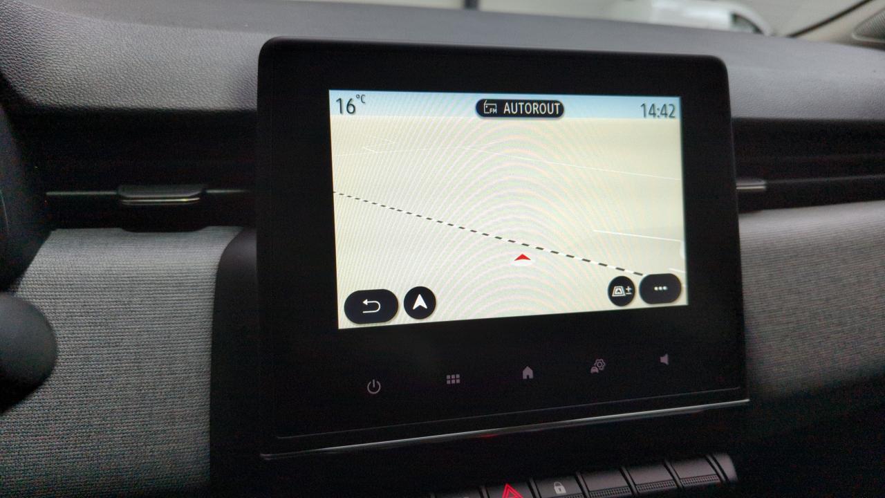 45472_p28 - RENAULT - CLIO 5 - 2025 - photo 17