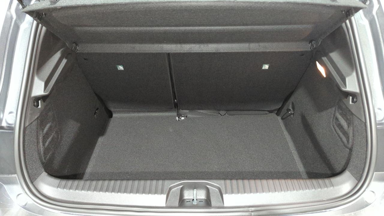 45472_p28 - RENAULT - CLIO 5 - 2025 - photo 5