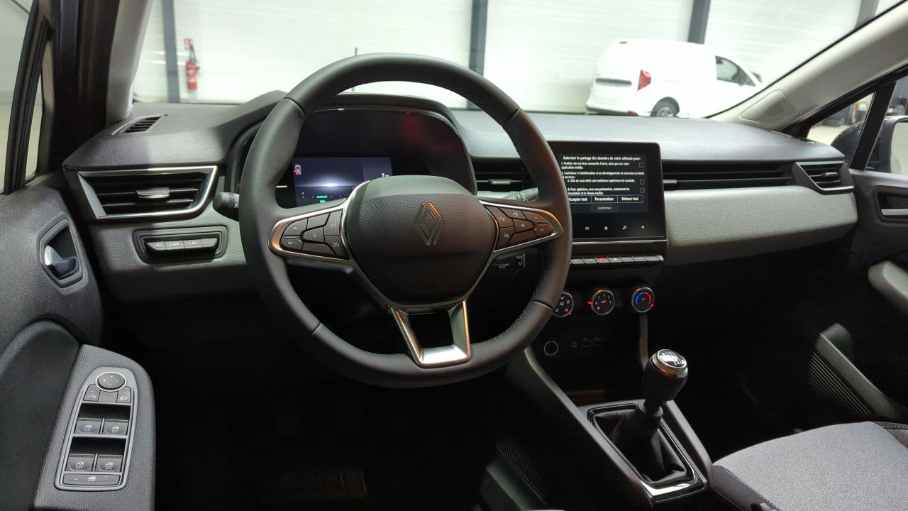 45472_p28 - RENAULT - CLIO 5 - 2025 - photo 8