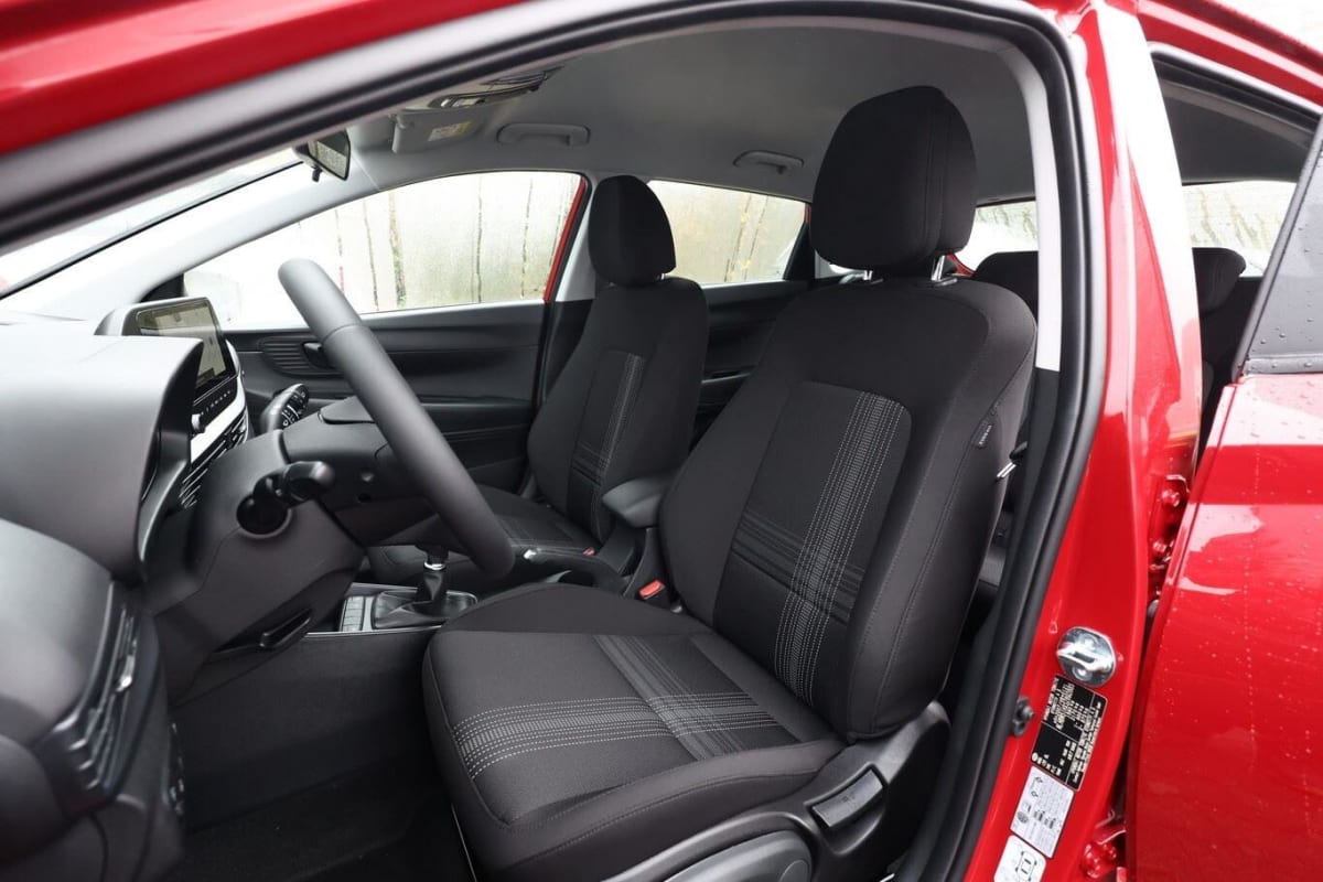 365385_p2 - HYUNDAI - I 20 - 2025 - photo 5