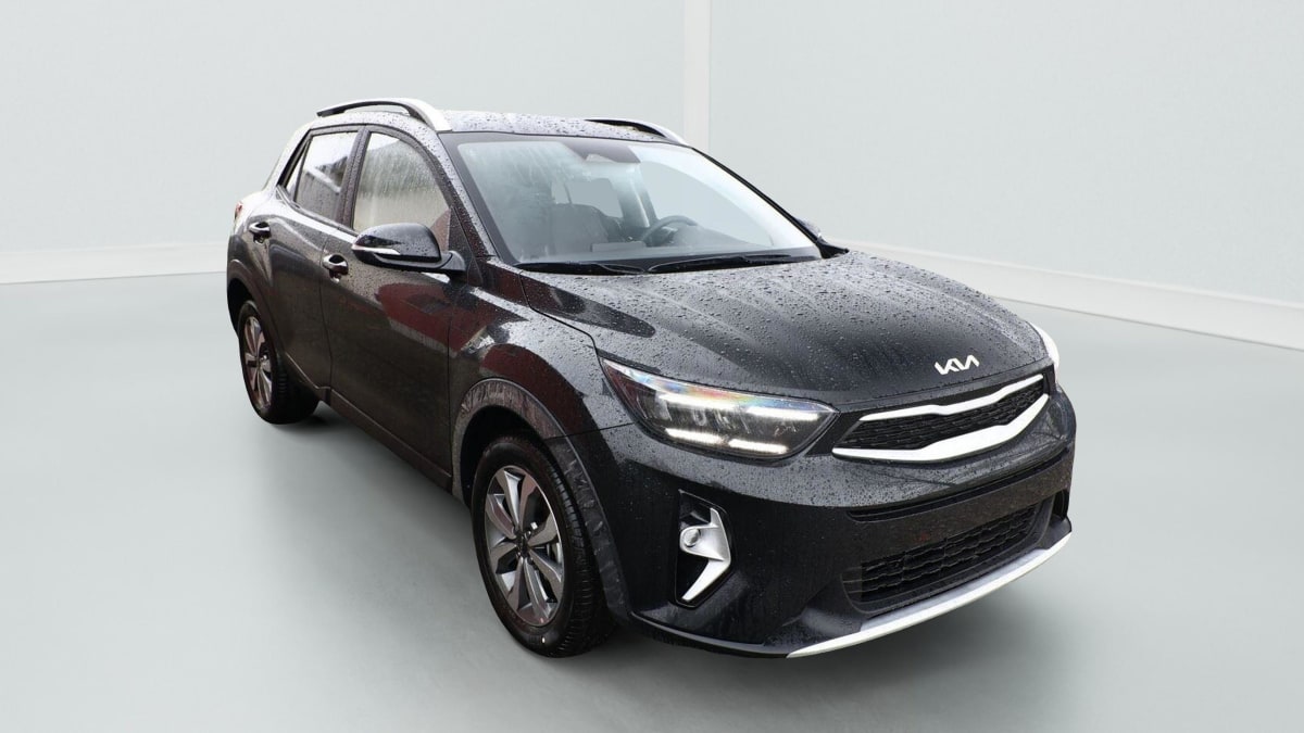 365401_p2 - KIA - STONIC - 2025 - photo 1