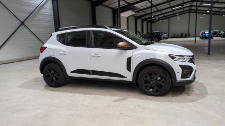 46563_p28 - DACIA - SANDERO - 2025