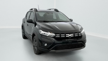 366823_p2 - DACIA - SANDERO - 2025