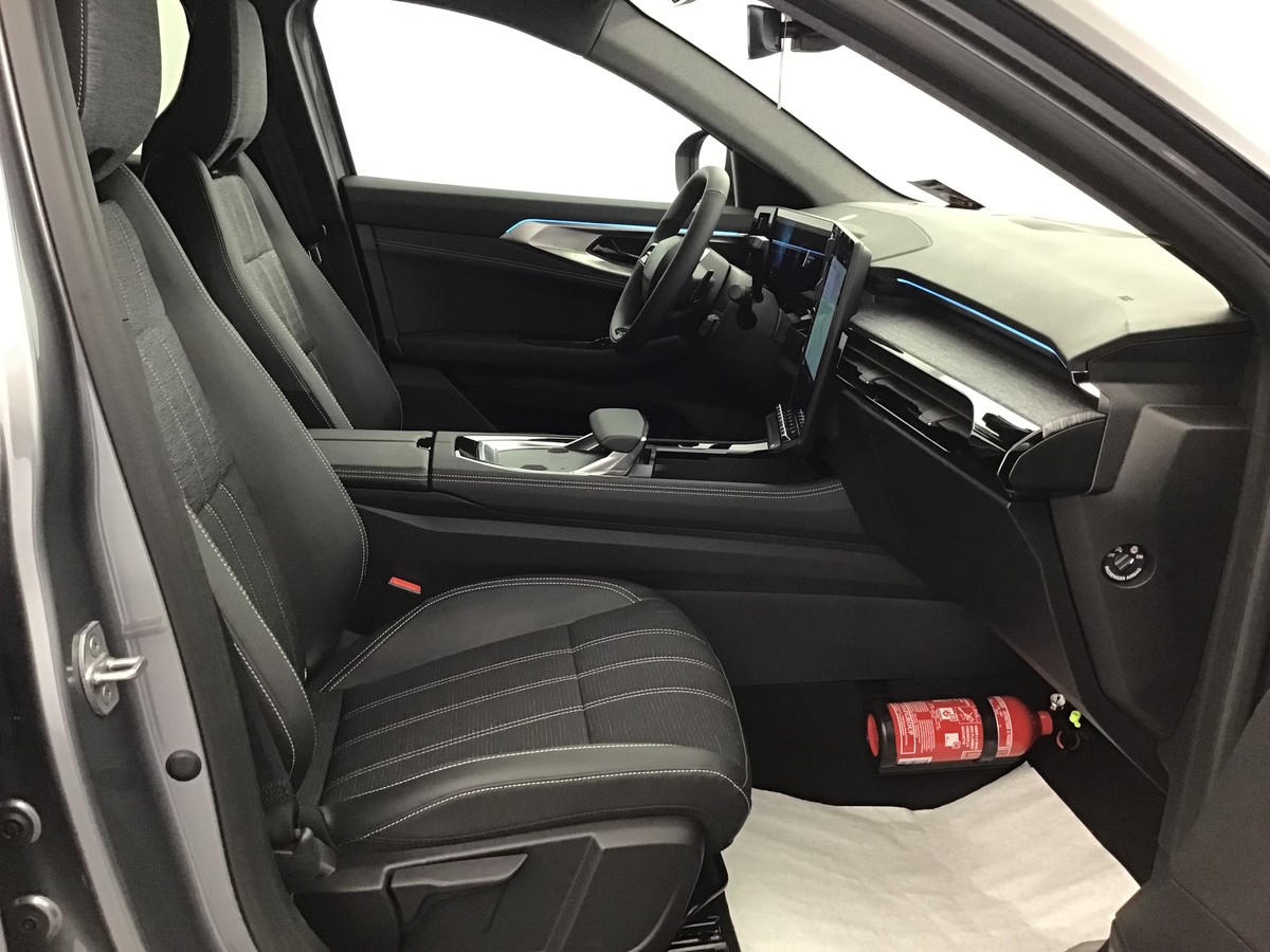 N200437_p3 - RENAULT - AUSTRAL - 2025 - photo 6